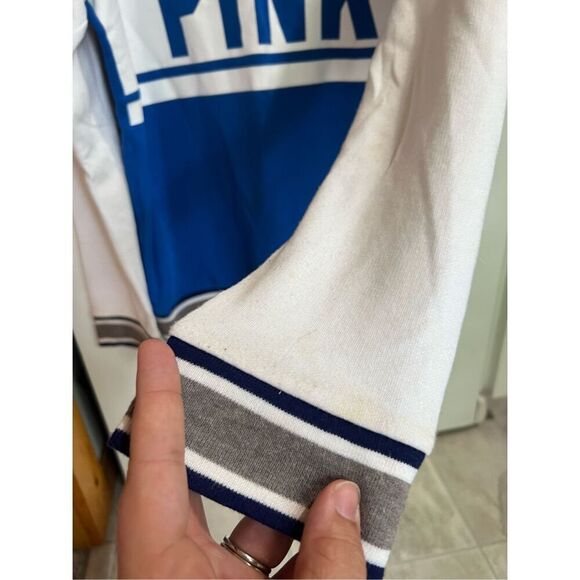 Pink By Victorias Secret Multicolored Crewneck Woman’s Size Small Flaws Stained - Picture 7 of 13